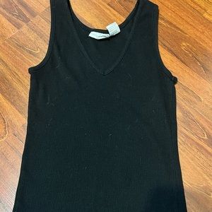 Black V neck ribbed tank top size M